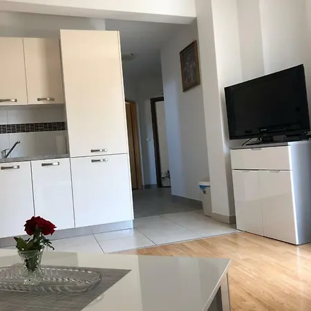 Amela Appartamento Pola