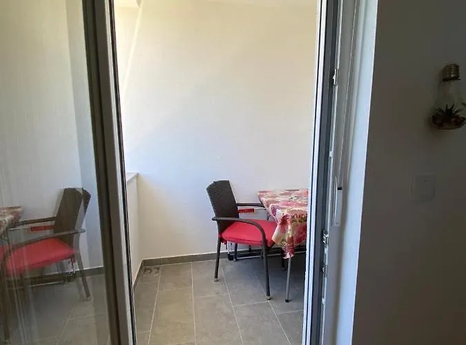 Διαμέρισμα Amela *