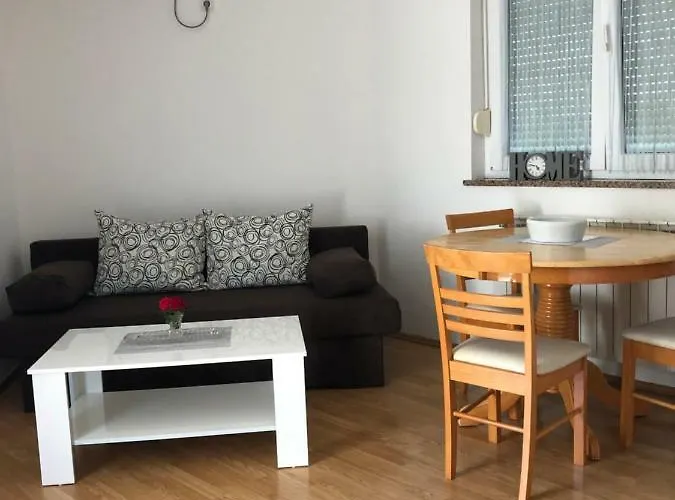 Amela Διαμέρισμα *