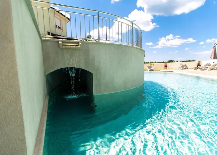 Διαμέρισμα Amela *