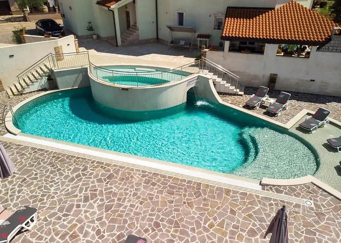 Διαμέρισμα Amela Πούλα