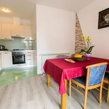 Apartment Amela *
