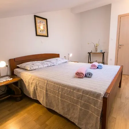 Apartment Amela Pula
