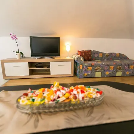 Amela Apartment *