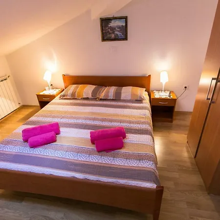 Apartment Amela *